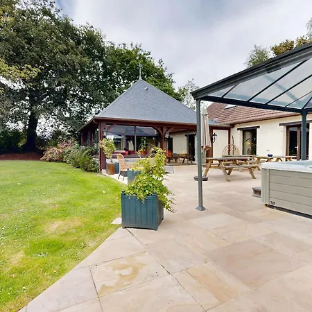 Greenland 15pers Jacuzzi Sauna Airhockey Billard Semesterbostad Hudimesnil