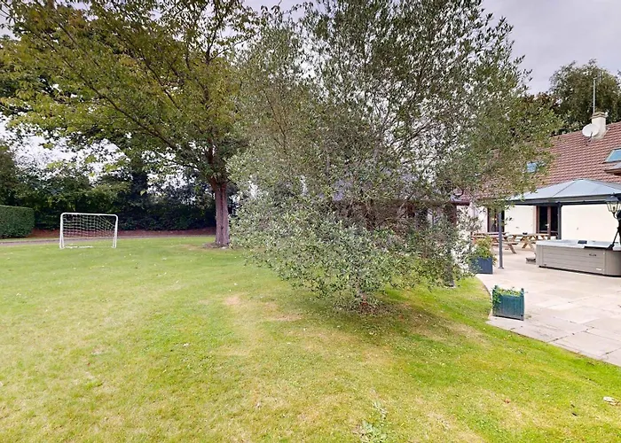 La Clef Decamp Greenland 15pers Jacuzzi Sauna Airhockey Billard