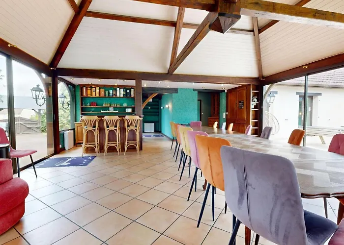 La Clef Decamp Greenland 15pers Jacuzzi Sauna Airhockey Billard Hudimesnil