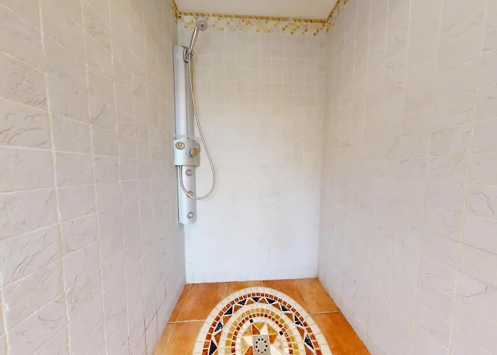 La Clef Decamp Greenland 15pers Jacuzzi Sauna Airhockey Billard * Hudimesnil